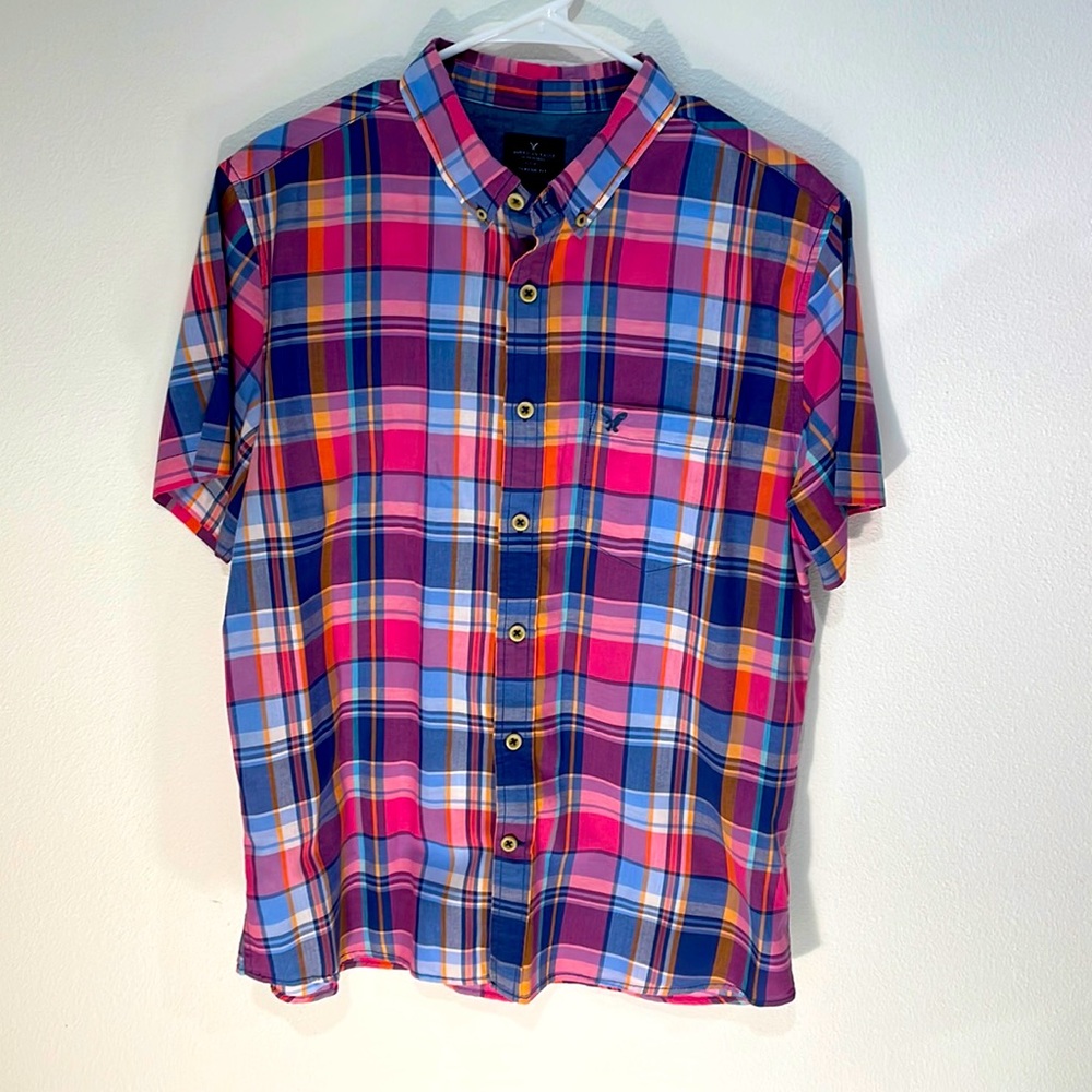 American Eagle Men’s plaid shirt